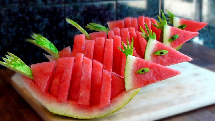 HOW TO QUICKLY CUT AND SERVE A WATERMELON BIRDS!!!!!