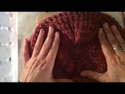 How to close the hole at the top of a knitted beanie hat smoothly | Close the hole of a knitted hat