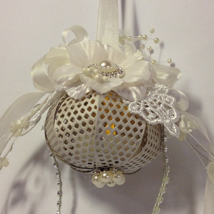 How to Make a Lighting Ornament with a Bow Die