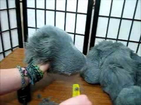 How to Shave Fake Fur
