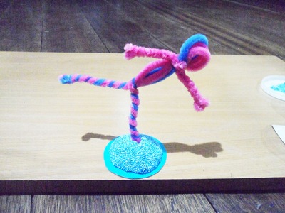 Pipe Cleaner Crafts - Bendable Stick Figure with Stand