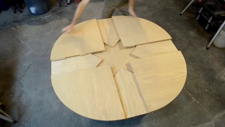 Wooden Expanding Table