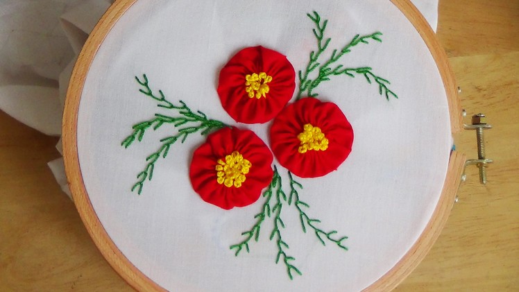 Hand Embroidery: Yo-yo flowers