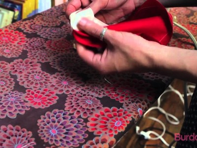BurdaStyle Sewing Handbook Pattern Variation: Attaching a Patch Pocket
