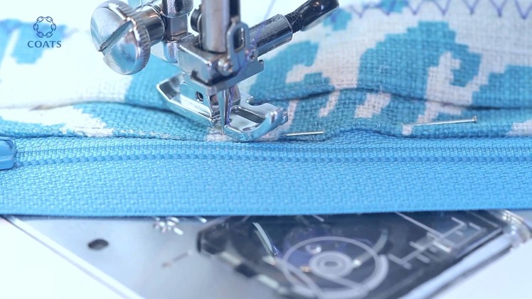 Learn How To Sew a Lapped Zipper (UK)