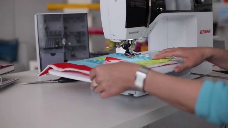 Tutorial: how to sew with the BERNINA walking foot no. 50
