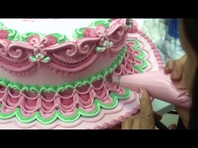 CAKE DECORATING TECHNIQUES - WEDDING CAKES - HOW TO PIPE ROYAL ICING DEMONSTRATIONS. IDEAS