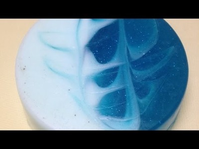 Create A Double Color Swirl Soap - DIY  - Guidecentral