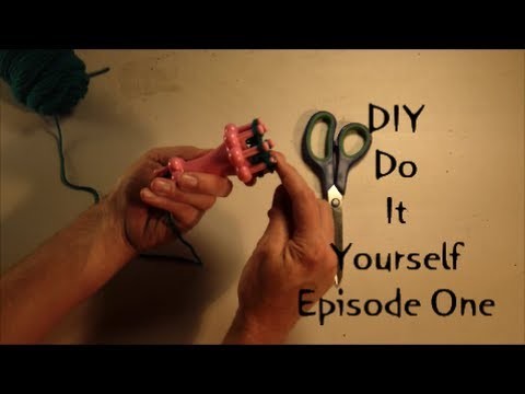 Do It Yourself DIY: Episode One: Cat Toy Yarn Ball