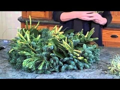 Make Christmas Wreaths with Suzy Bales