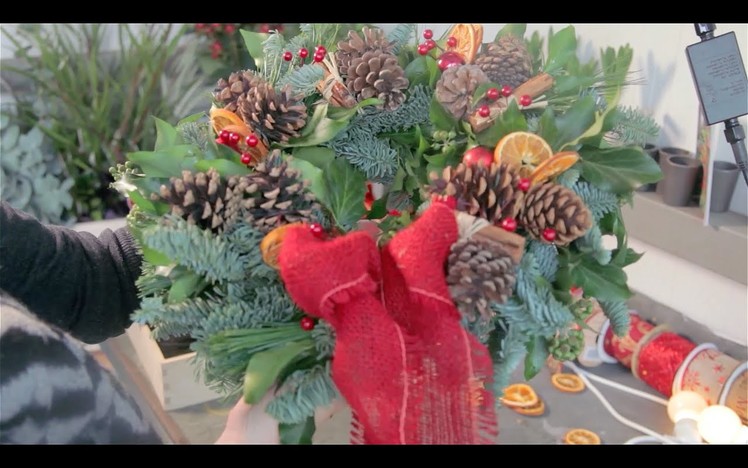 Christmas - How to make a traditional door wreath