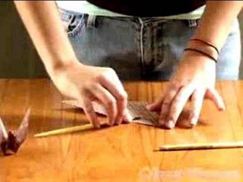 How to do Paper Origami : Origami crane