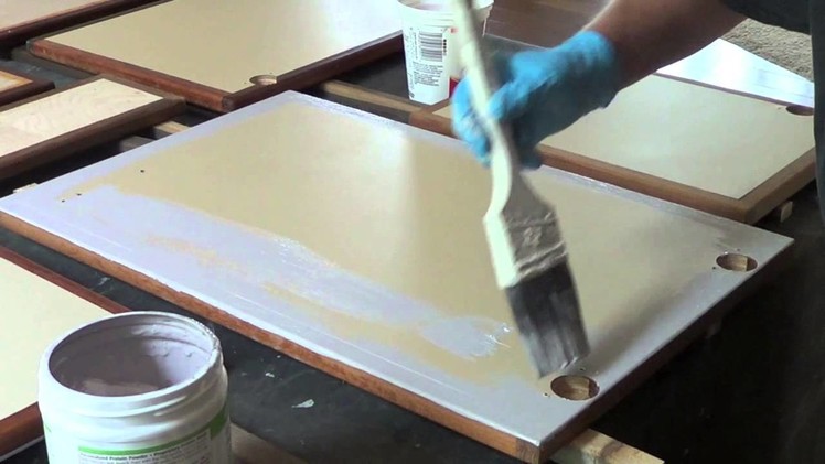 How to use Chalk Paint on Cabinet Faces