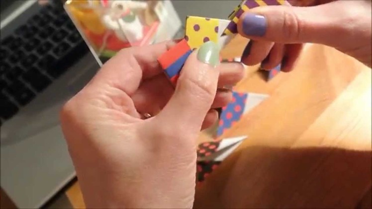 Tutorial - a Very Easy Origami Mandala