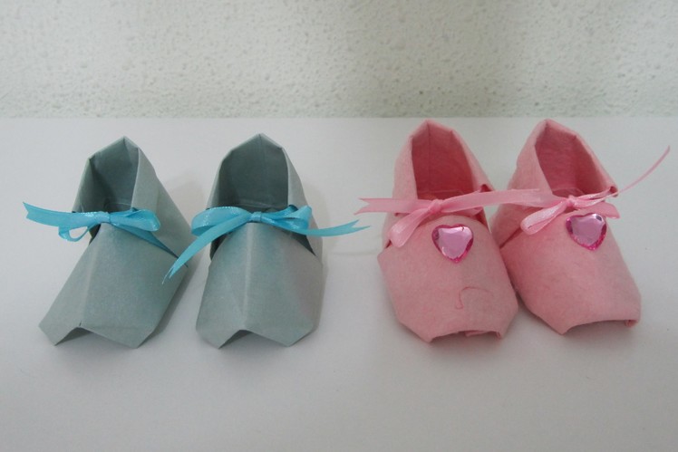 TUTORIAL -  Cute Origami Baby Shoes