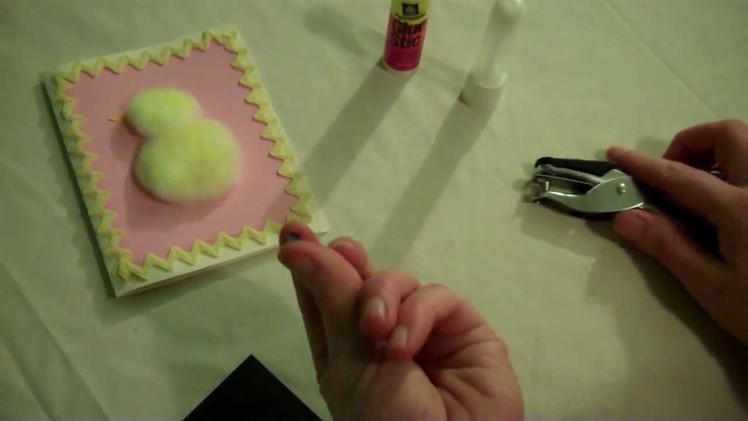 How to Make a Chicken Hatching Out of an Egg Card