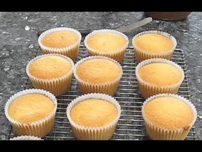 Simple Vanilla Cupcakes - Leia's Baking Corner