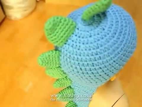 Dinosaur shape crochet cap