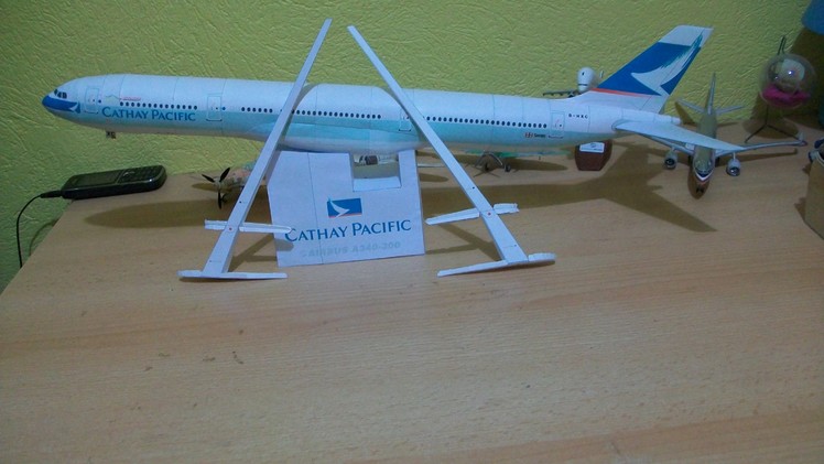 Cathay pacific A340 300 Papercraft