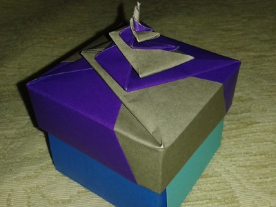 Origami: spiral box