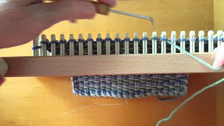 Quick and Easy Linen Stitch on Loom