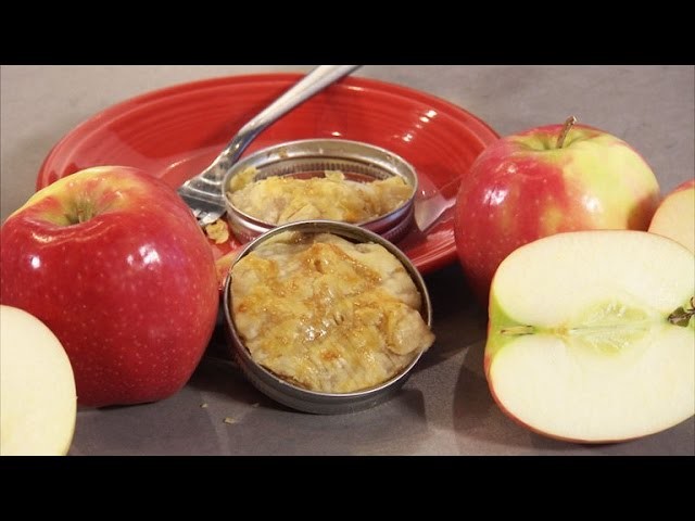 Learn How to Make Mason Jar Lid Apple Pies!