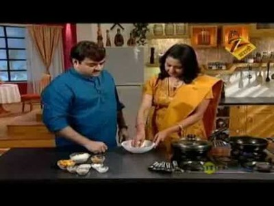 Aamhi Saare Khavayye March 02 '10 - Kohalyachi Bonda