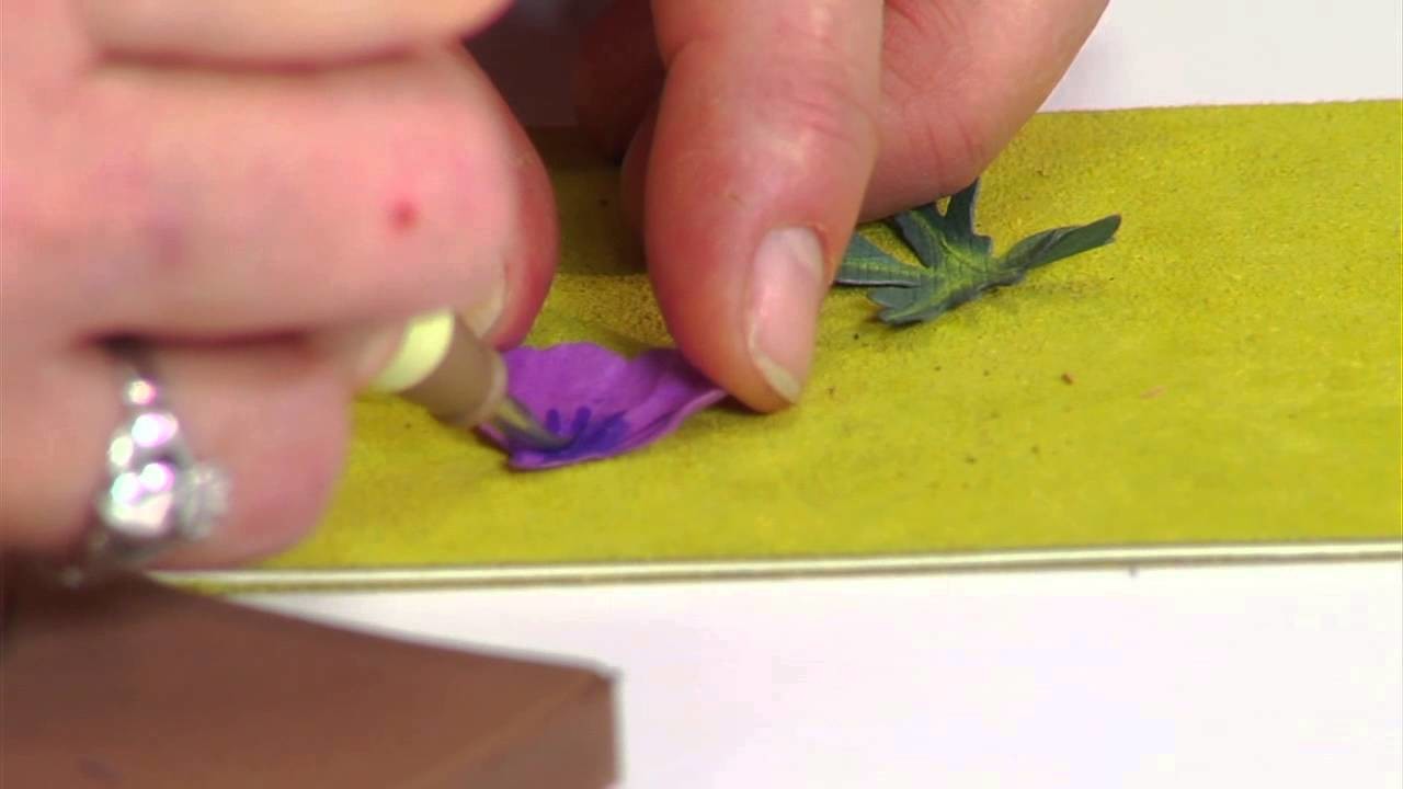 Designing in Susan's Garden with Sizzix Thinlits Hardy Geranium Flower Set