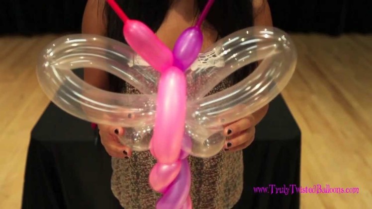 How to make Balloon Animals : How to make a Balloon Butterfly