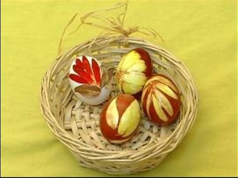 How to Decorate All-Natural Easter Eggs : Ideas for Decorating All-Natural Easter Eggs