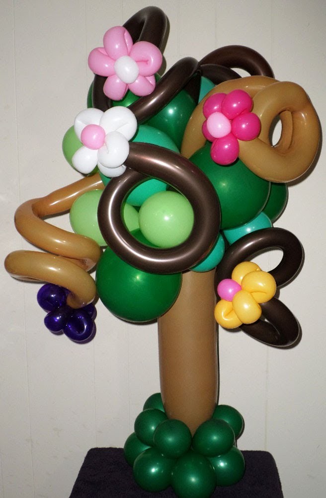 How to Make a Wild Cherry Balloon Tree Centerpiece with Flowers