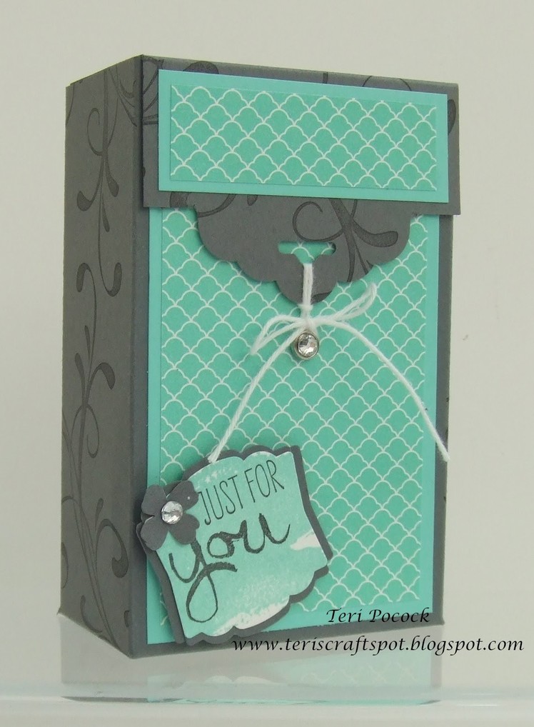 Scallop Tag Topper Gift Box by Teri Pocock - Stampin' Up! UK Independent Demonstrator