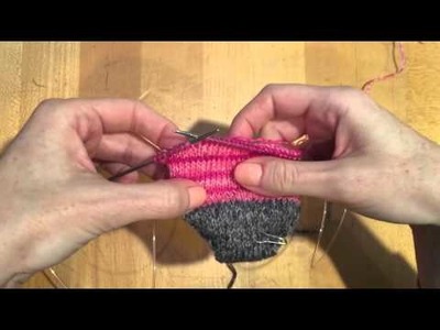 How to do the Clasp Weft Join for knitting