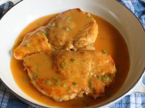 Chicken with Chipotle & Green Onion Gravy - Chicken Breast with Pan Gravy Recipe