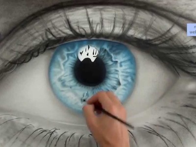 How to Draw a AMAZING realistic eye. Speed painting