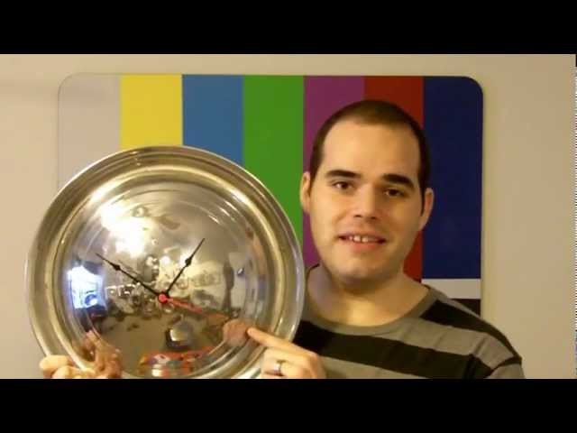 HOW TO MAKE A VINTAGE HUBCAP CLOCK!