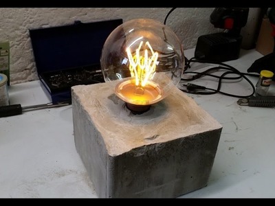 Lamp with concrete base - DIY