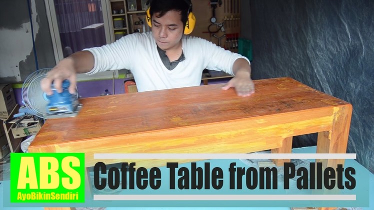 DIY Coffee Table from Pallets