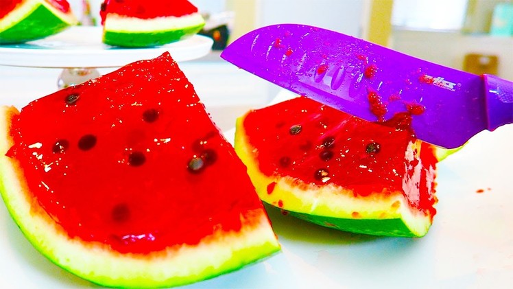 How to Make Watermelon Jello with BOBA SEEDS!! Gummy DIY fun and messy!