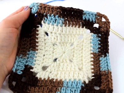 How to crochet a Solid Granny Square