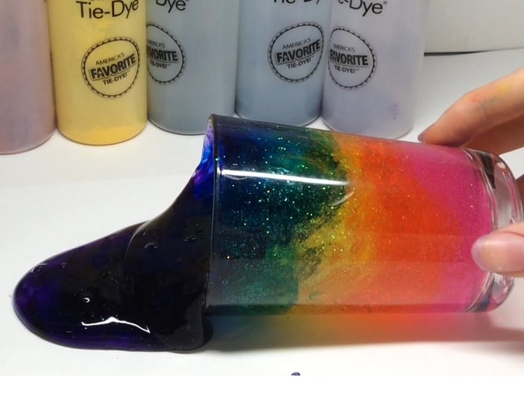How to make sparkly rainbow colored slime with glitter and tie dye.learn colors. DIY