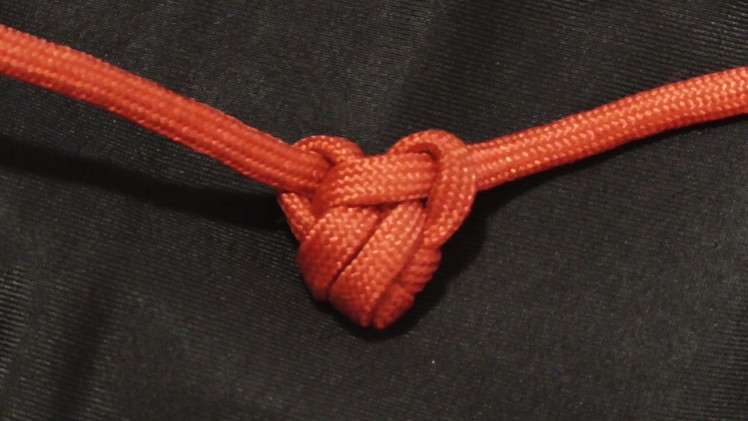 How To Tie A Miniature Paracord Heart Knot