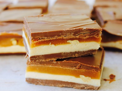 Easy recipe: How to make no-bake Snickers slice