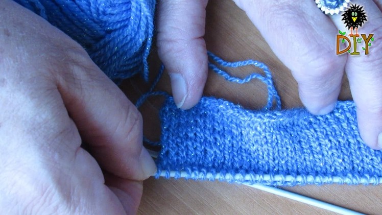 How To Knit Stockinette Stitch - Front And Purl Loops Knitting Tutorial