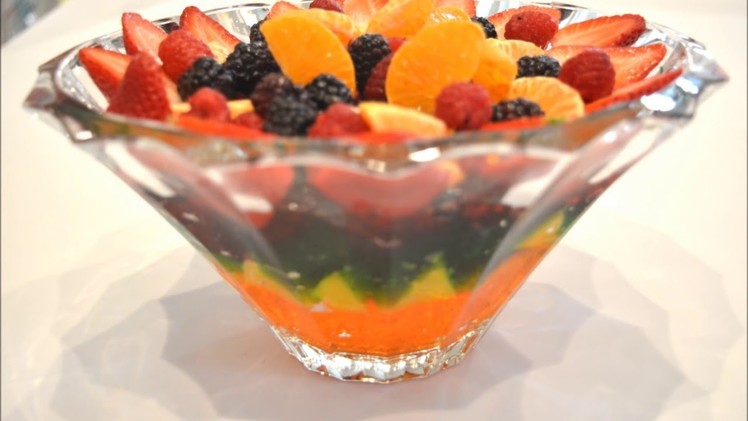 How to Make a Jello Cake with Fruits on top