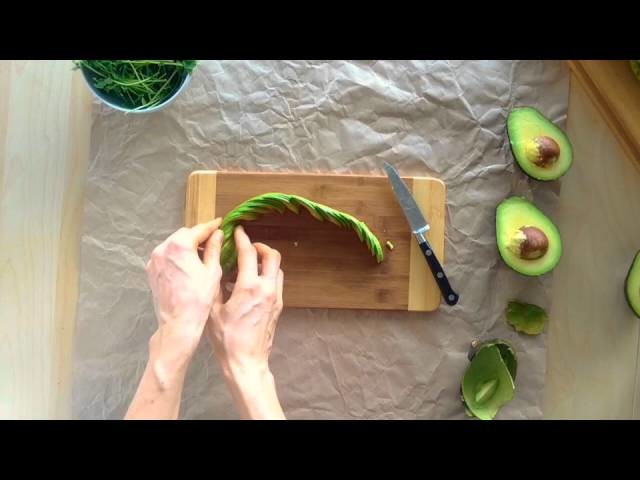 How to make an avocado rose