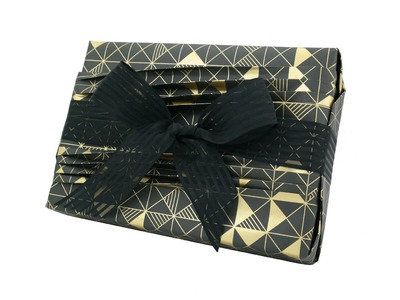 Creative Gift Wrapping with Reverse Japanese Pleats on Gold-Foil Dark Paper