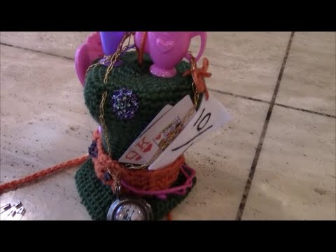 Crochet Mad Hatter Hat and Backpack for crochet Border Collie DIY Tutorial