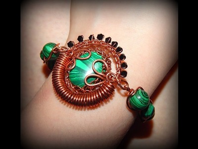 Bracelet center with spiral.Wire wrap connector