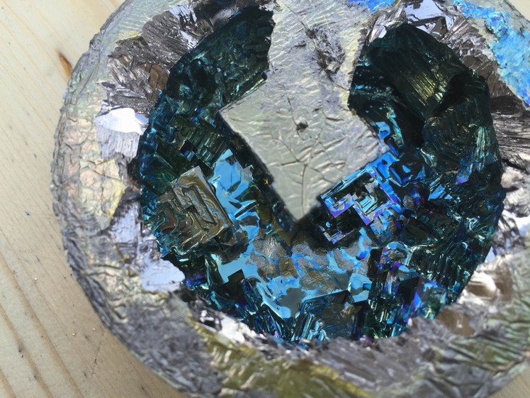 Growing Bismuth Crystals on the Stove